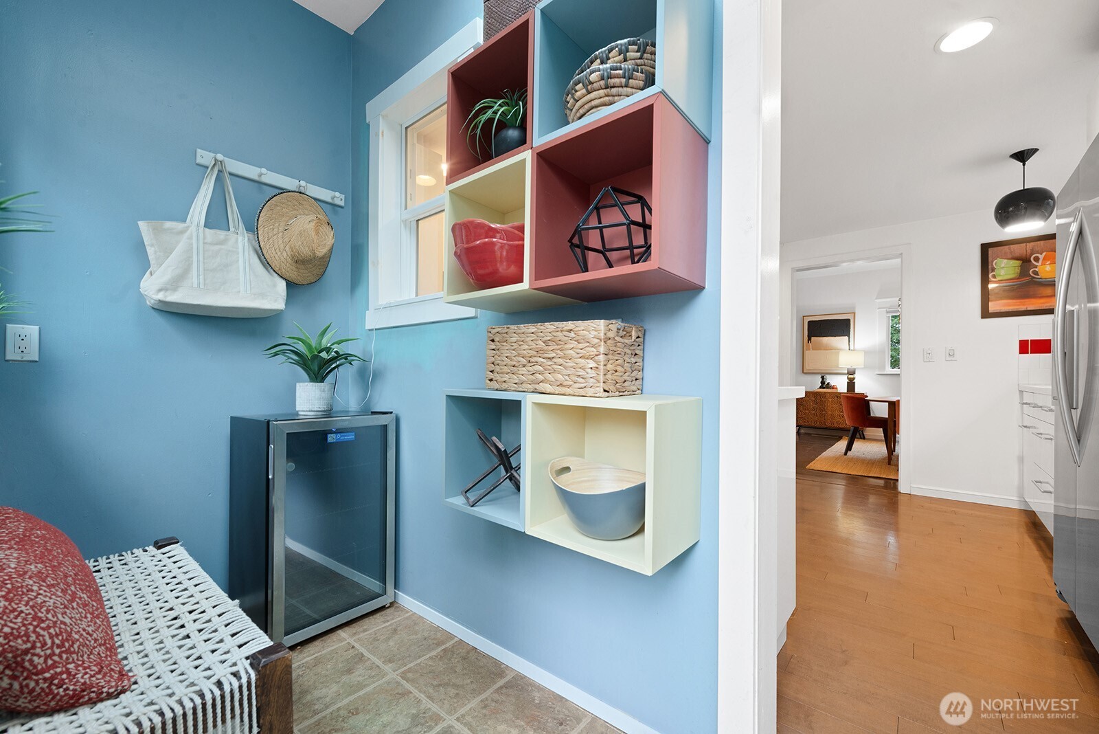 5626 46th Avenue Southwest Seattle, WA 98136 - Photo 15 of 38 Gallery Image 15