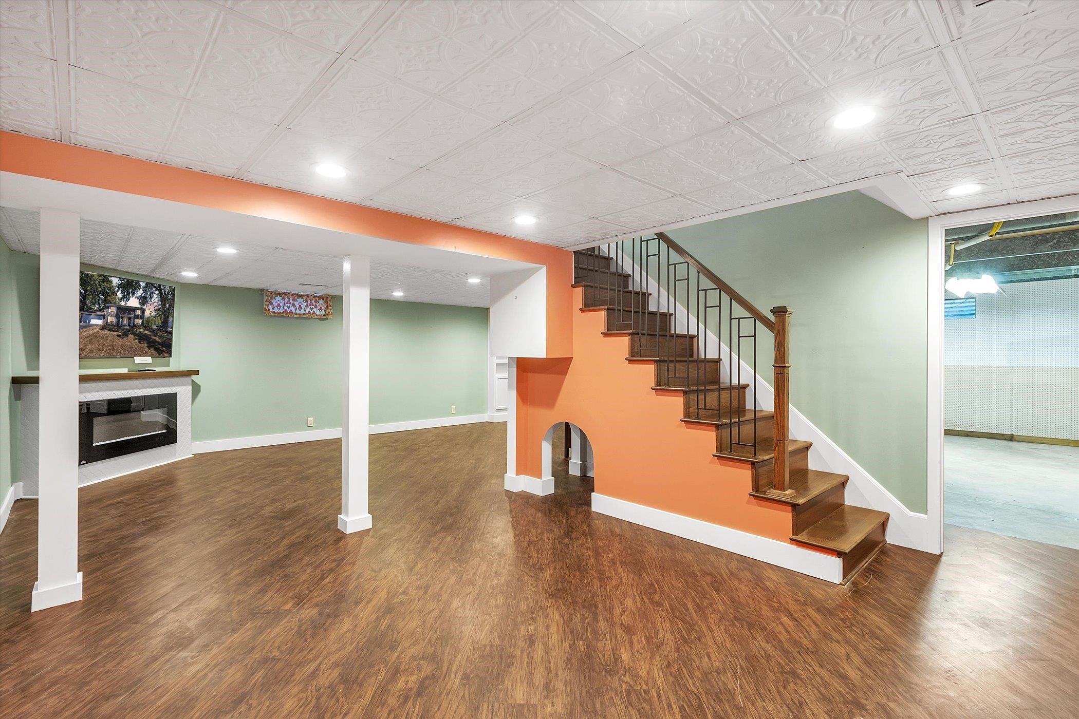 1343 Riding Mall South Bend, IN 46614 - Photo 23 of 36 Gallery Image 23