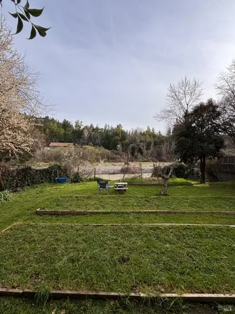 $400,000 | 350 Riverview Road, Garberville, CA 95542