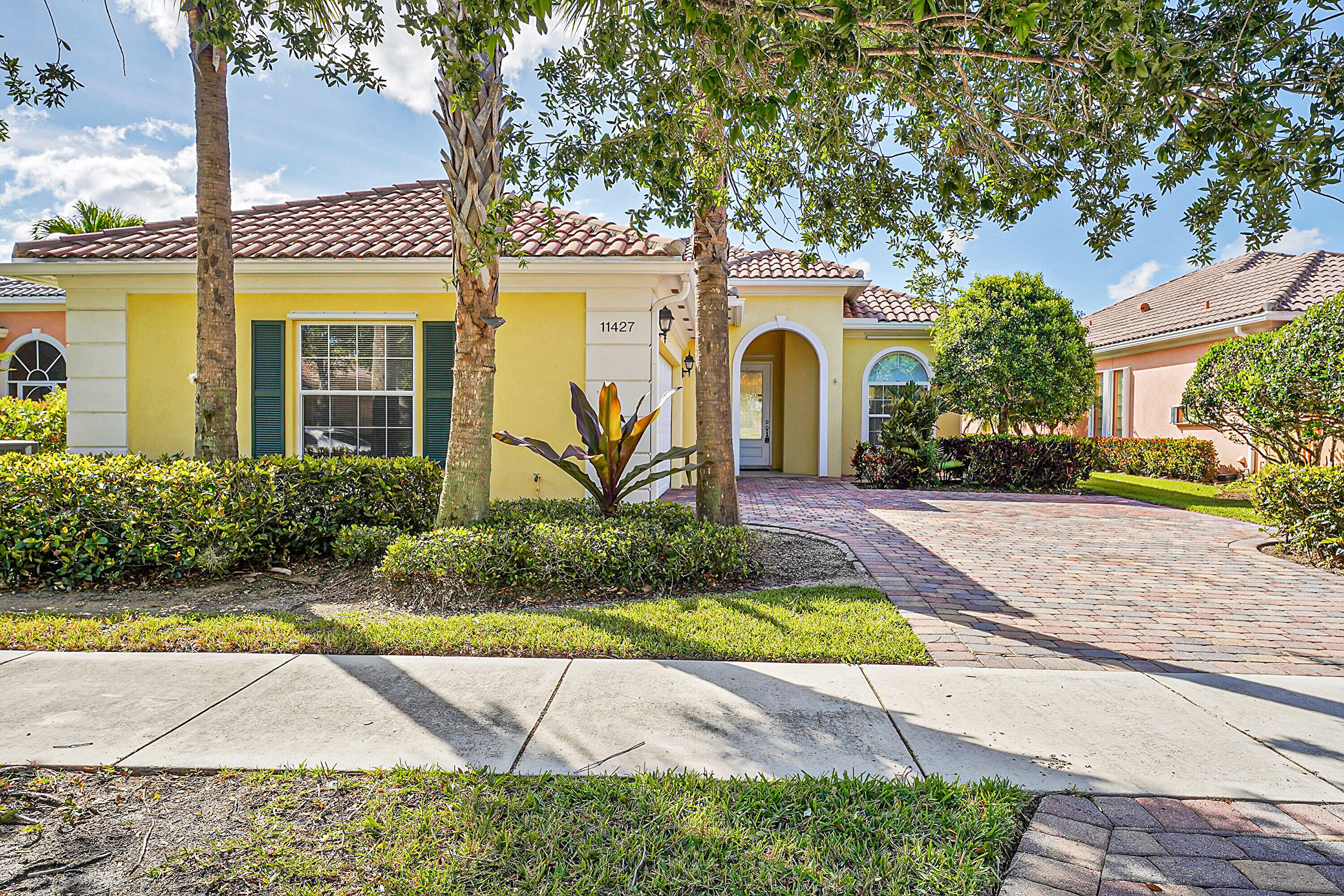11427 Southwest Rockingham Drive Port St. Lucie, FL 34987 - Photo 18 of 22 FRONT