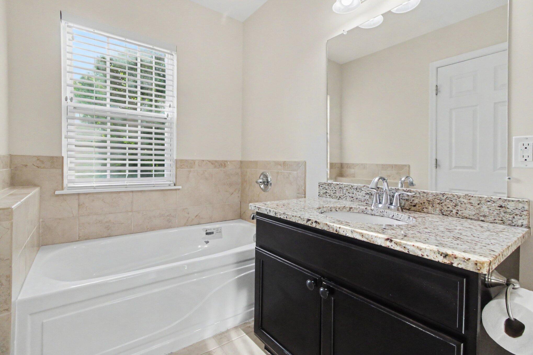 41574 Mitchell Road Novi, MI 48377 - Photo 13 of 27 019_file_5105