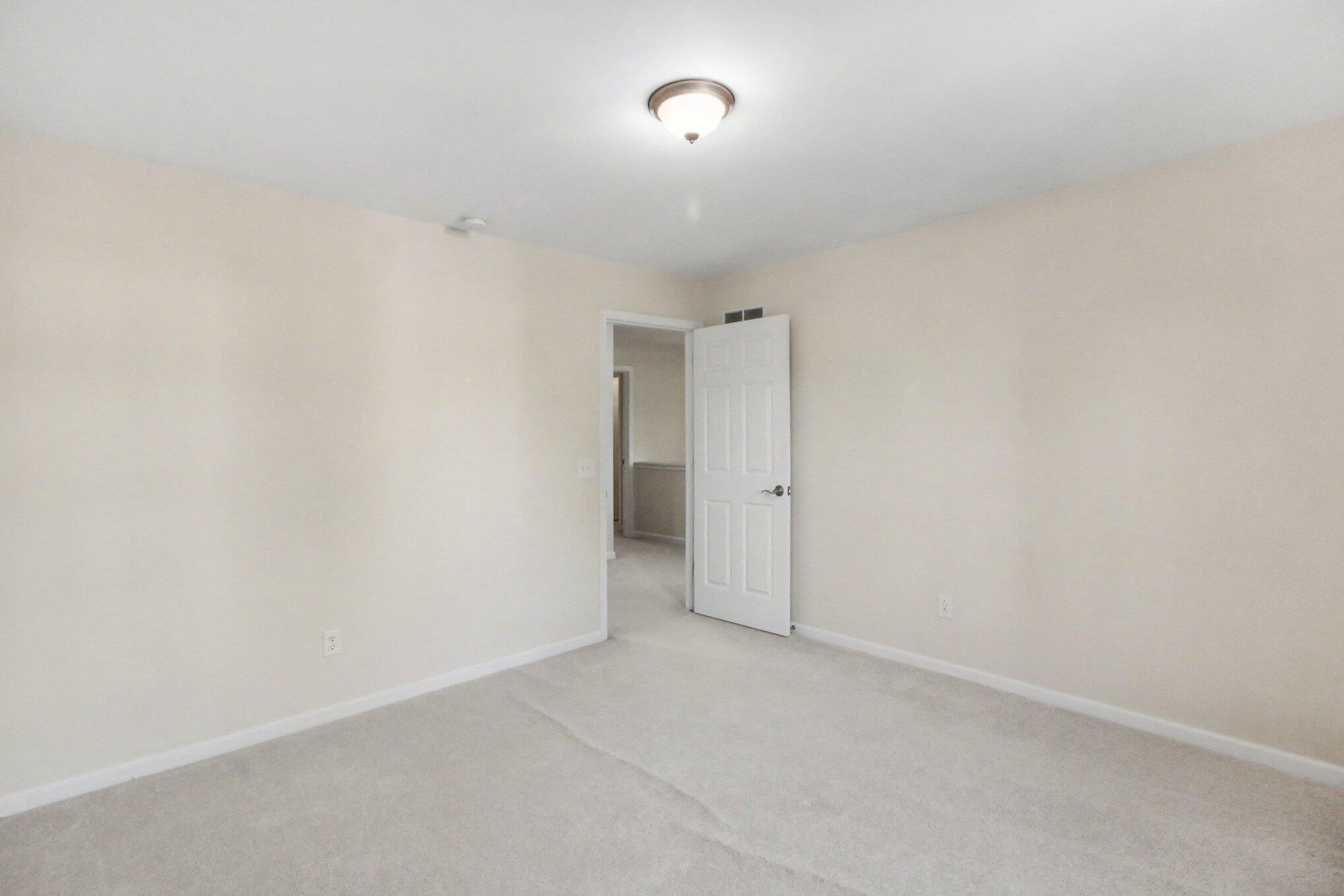 41574 Mitchell Road Novi, MI 48377 - Photo 16 of 27 012_file_8059