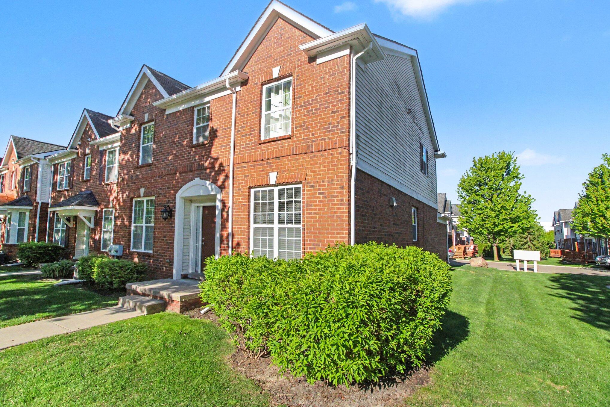41574 Mitchell Road Novi, MI 48377 - Photo 24 of 27 026_file_9886