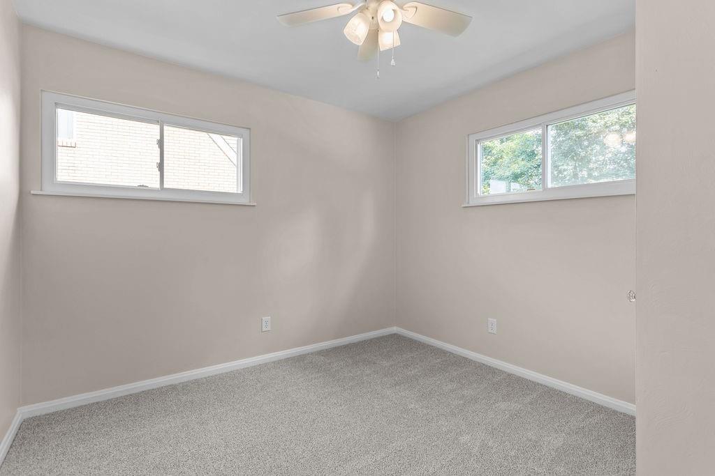 291 Spring Run Road Crescent, PA 15046 - Photo 10 of 18 Gallery Image 10