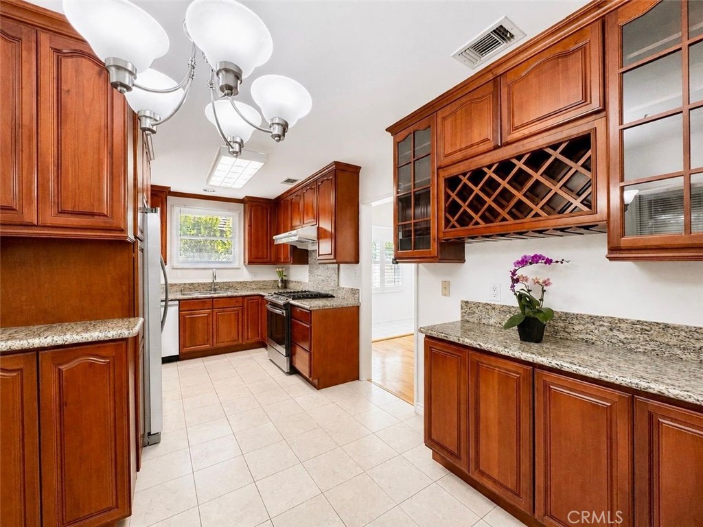 2845 Sheffield Road San Marino, CA 91108 - Photo 8 of 27 kitchen