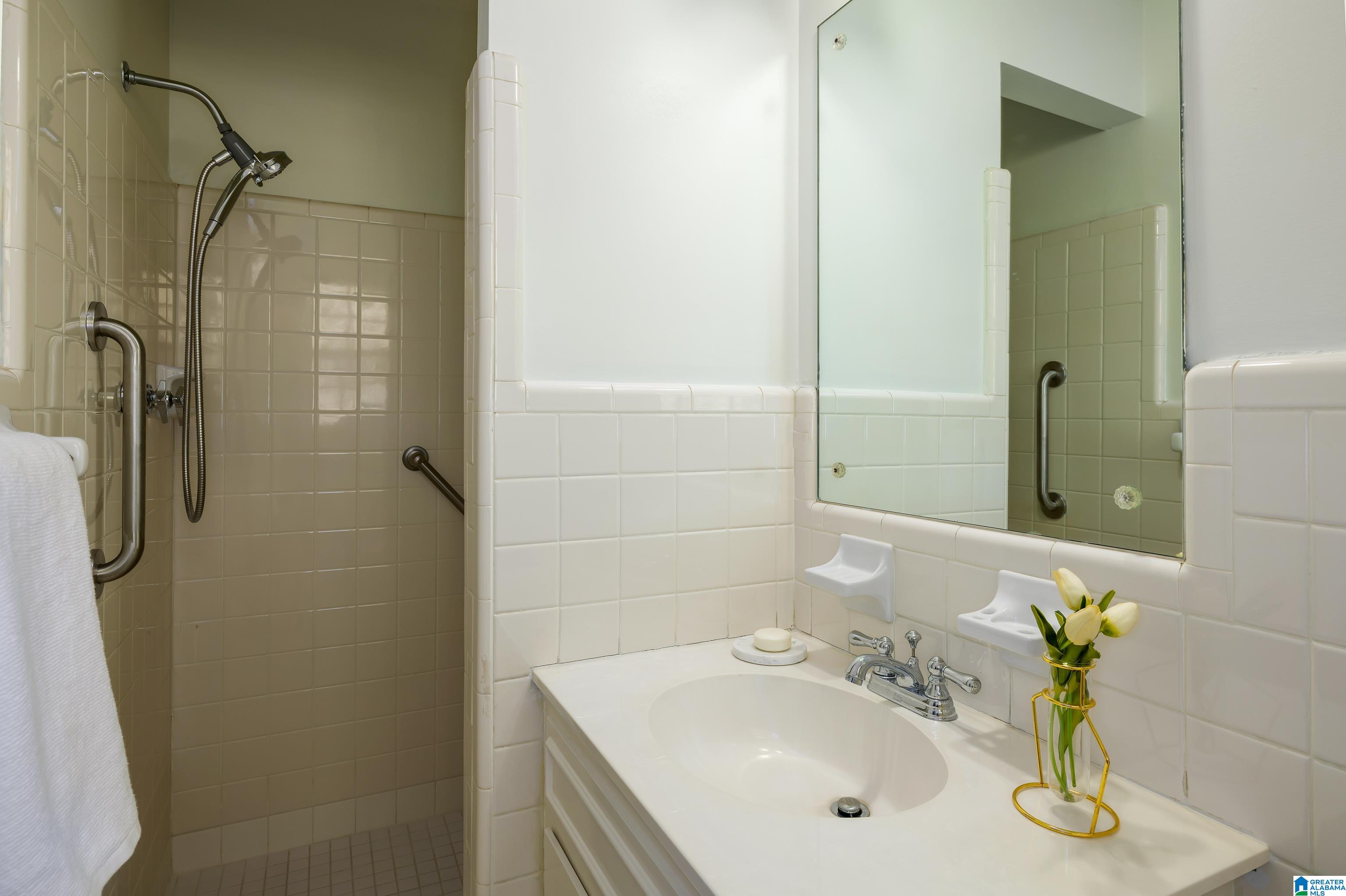 1325 Sumar Road Birmingham, AL 35213 - Photo 28 of 46