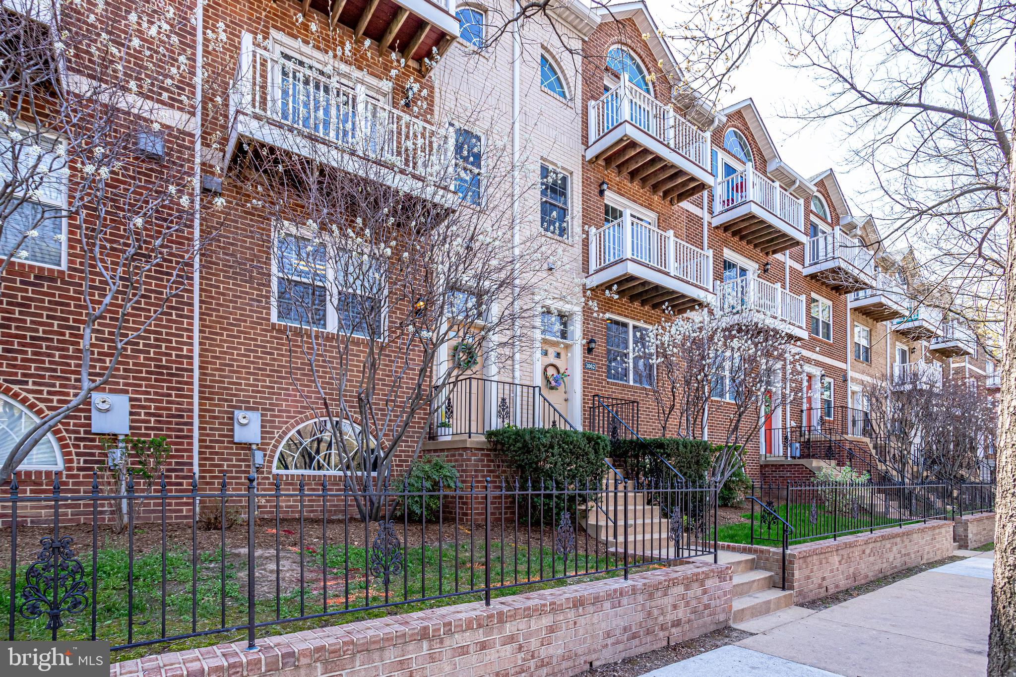 3064 South Glebe Road Arlington, VA 22206 - Photo 3 of 72 Balconies off Each Master Suite