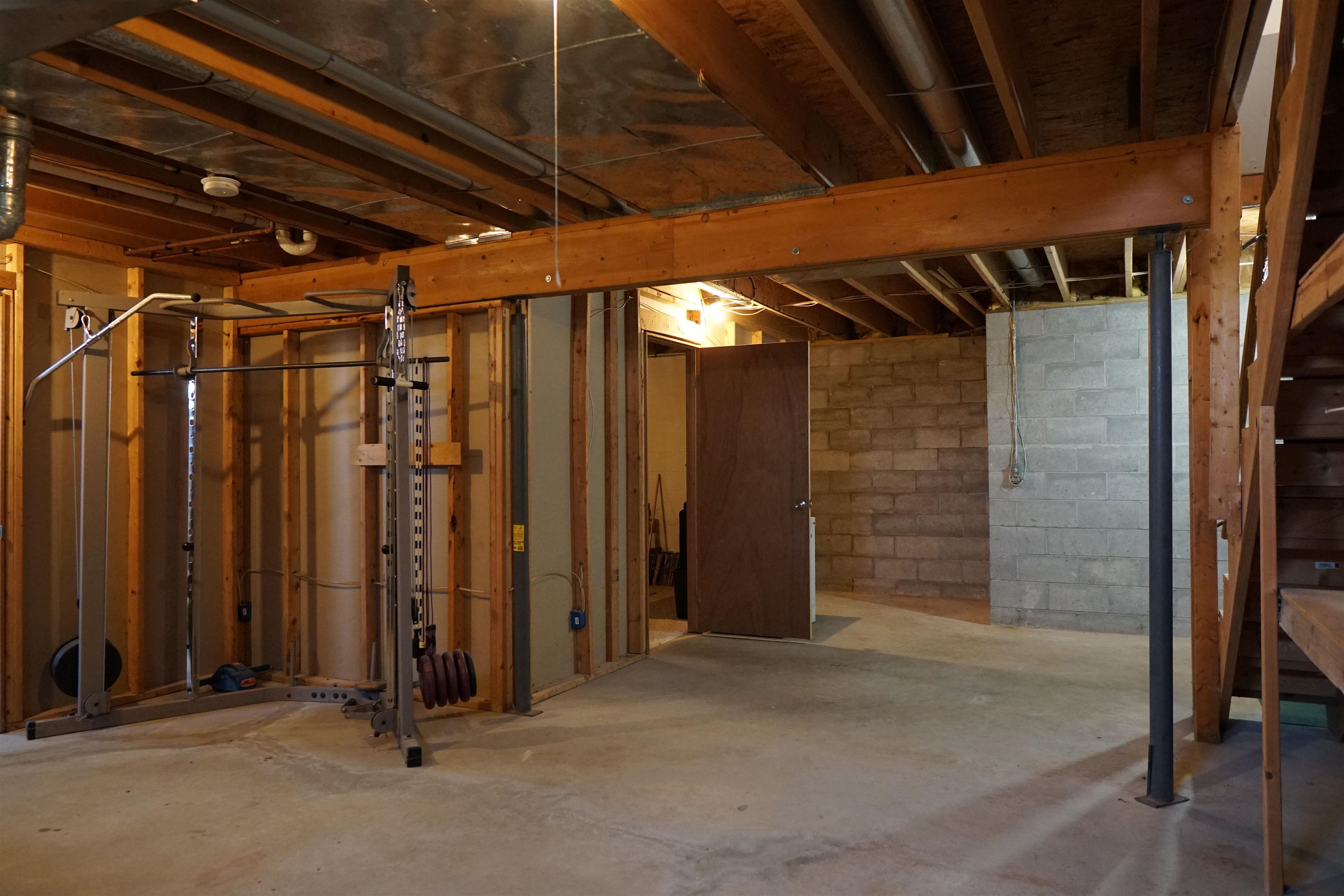 1095 East Walton Road Mount Pleasant, MI 48858 - Photo 19 of 29 1899571-18.JPG