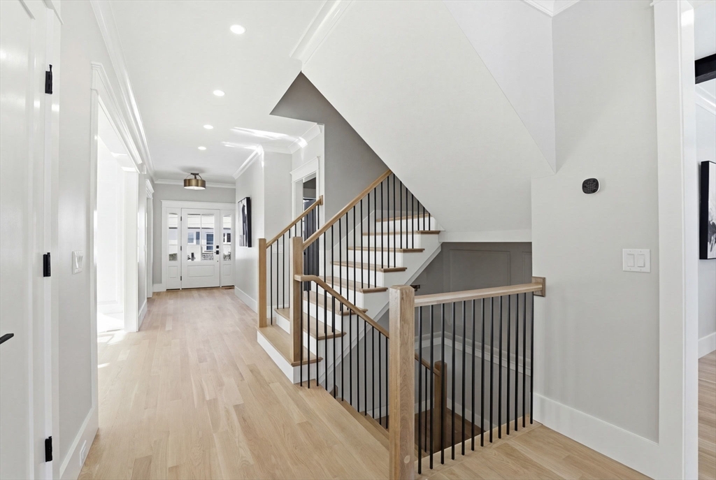 19 Mason Road Needham, MA 02492 - Photo 4 of 42