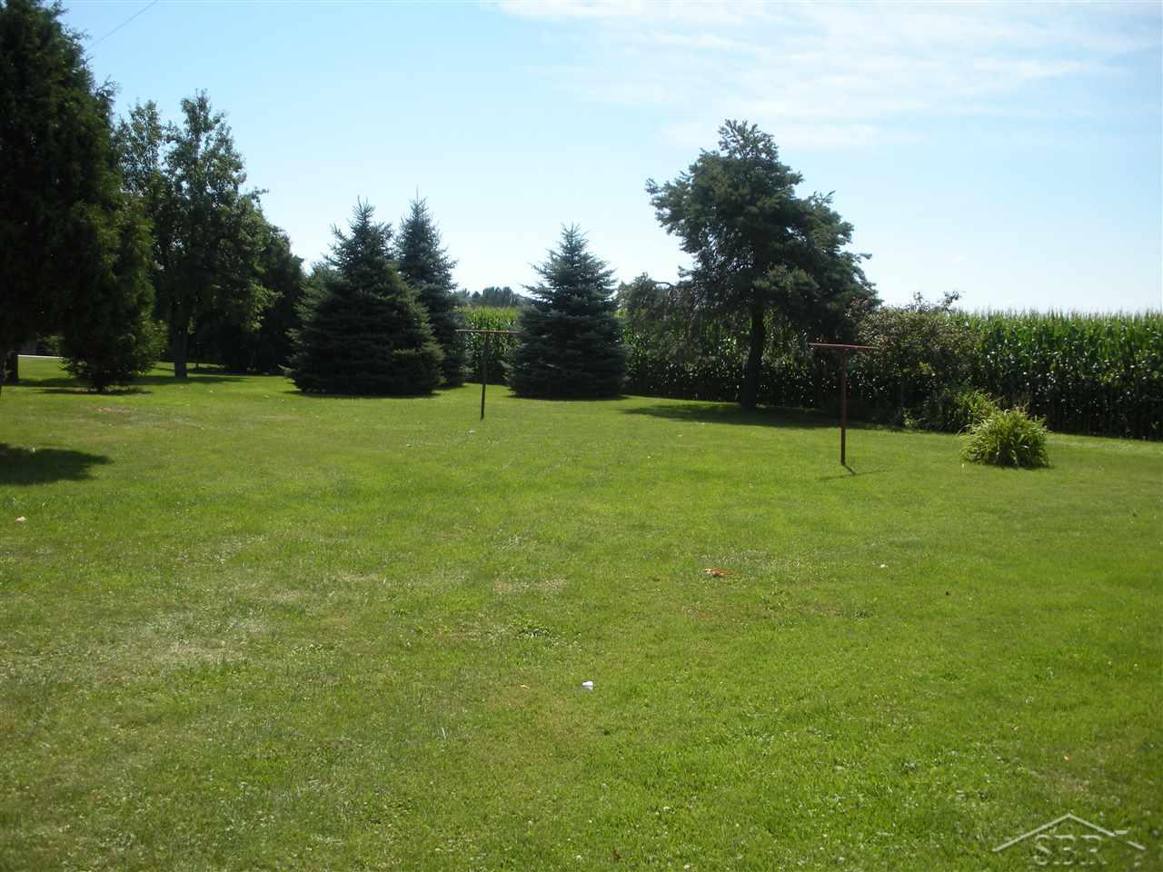 3327 West Caro Road Caro, MI 48723 - Photo 19 of 19 31254795-18.JPG