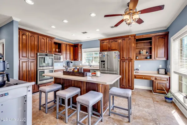 $599,000 | 19241 Hunter Drive, Kiln, MS 39556