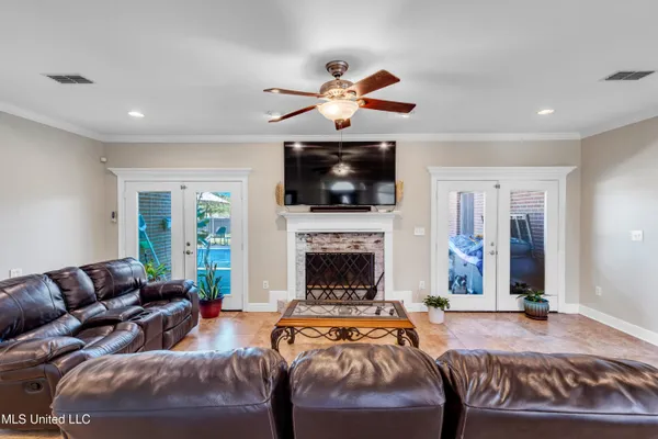 $599,000 | 19241 Hunter Drive, Kiln, MS 39556