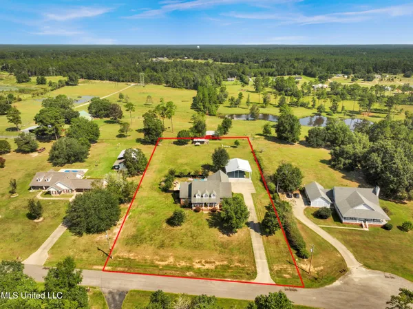 $599,000 | 19241 Hunter Drive, Kiln, MS 39556