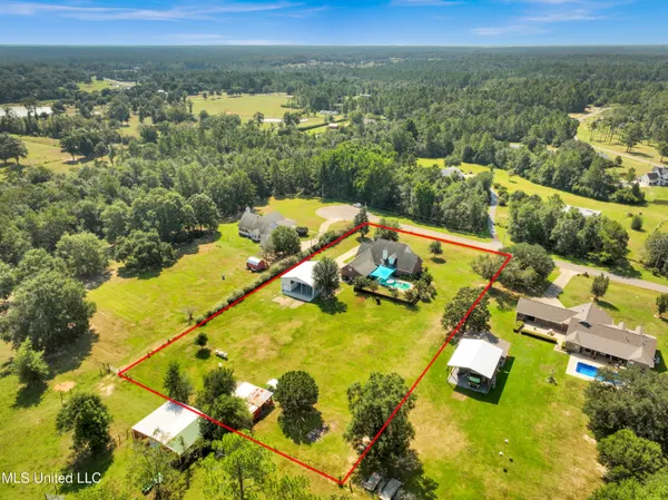 $599,000 | 19241 Hunter Drive, Kiln, MS 39556