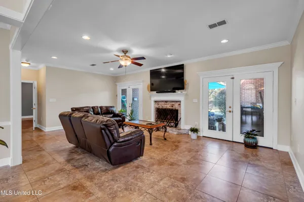 $599,000 | 19241 Hunter Drive, Kiln, MS 39556