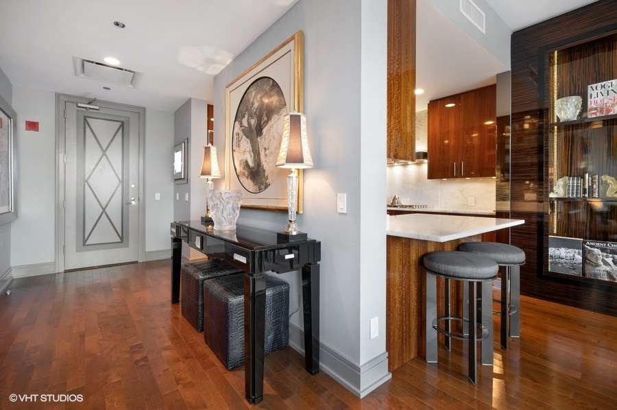 401 North Wabash Avenue, Unit 30J Chicago, IL 60611 - Photo 3 of 46