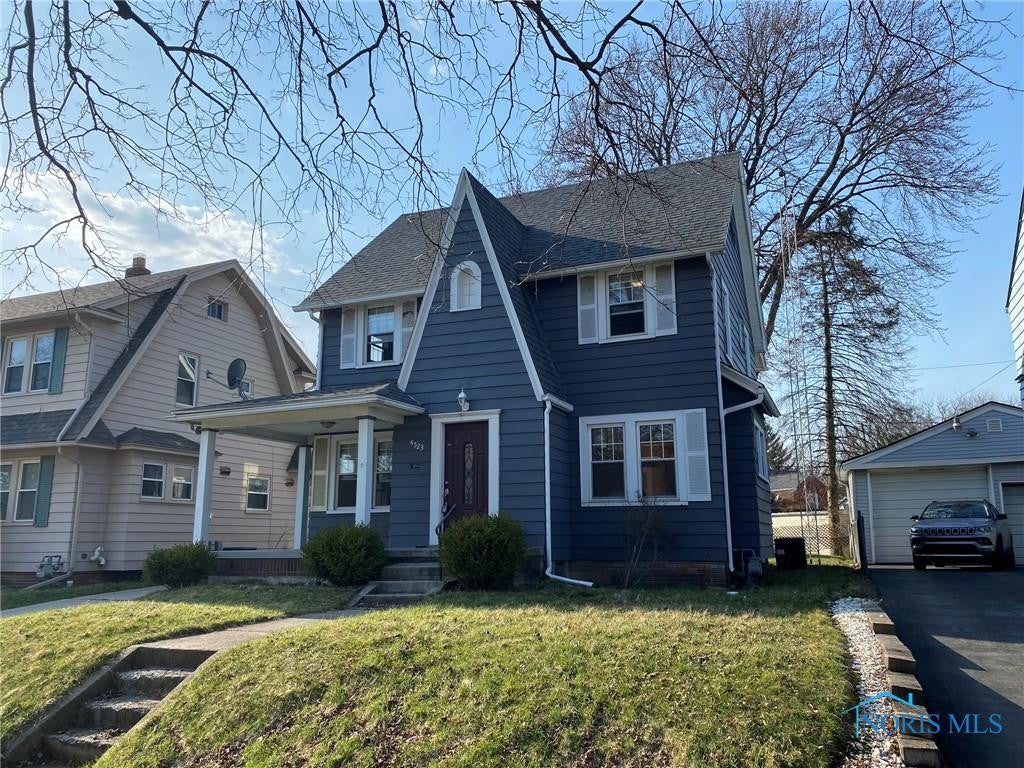 4523 Ruxton Road Toledo, OH 43612 - Photo 1 of 25 Gallery Image 1