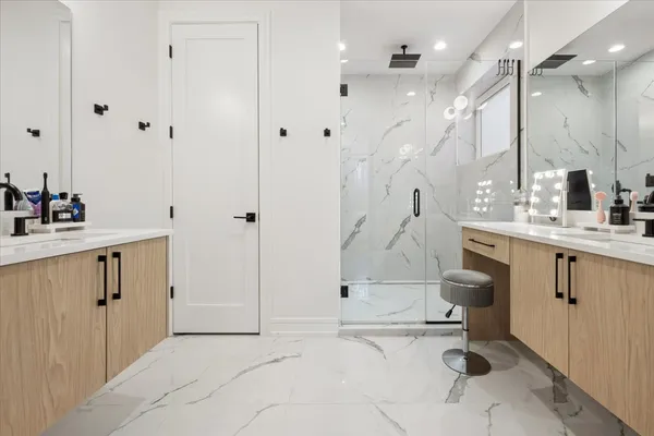 $1,400,000 | 2640 North Bosworth Avenue, Unit 1N, Chicago, IL 60614