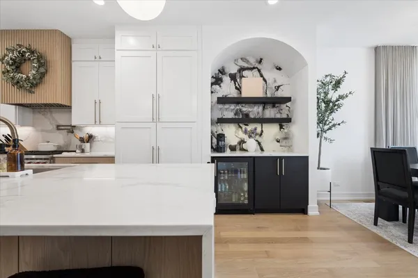 $1,400,000 | 2640 North Bosworth Avenue, Unit 1N, Chicago, IL 60614