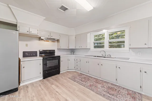 $213,000 | 810 Klaby Meaux Road, Kaplan, LA 70548