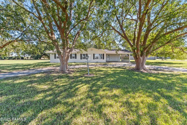 $213,000 | 810 Klaby Meaux Road, Kaplan, LA 70548