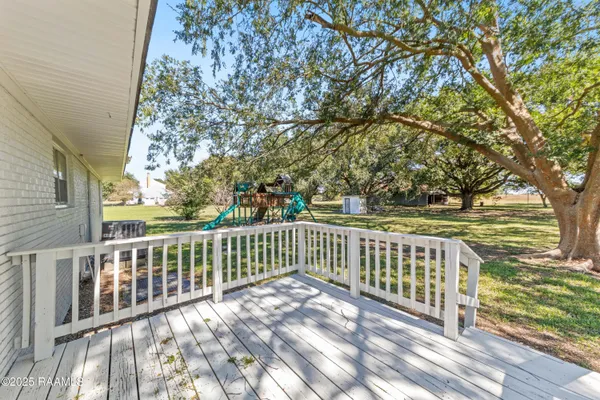 $199,900 | 810 Klaby Meaux Road, Kaplan, LA 70548