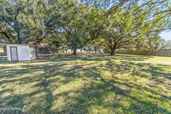 $199,900 | 810 Klaby Meaux Road, Kaplan, LA 70548