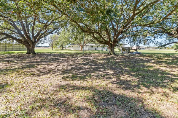 $199,900 | 810 Klaby Meaux Road, Kaplan, LA 70548