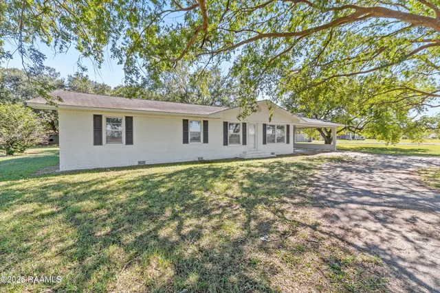 $213,000 | 810 Klaby Meaux Road, Kaplan, LA 70548