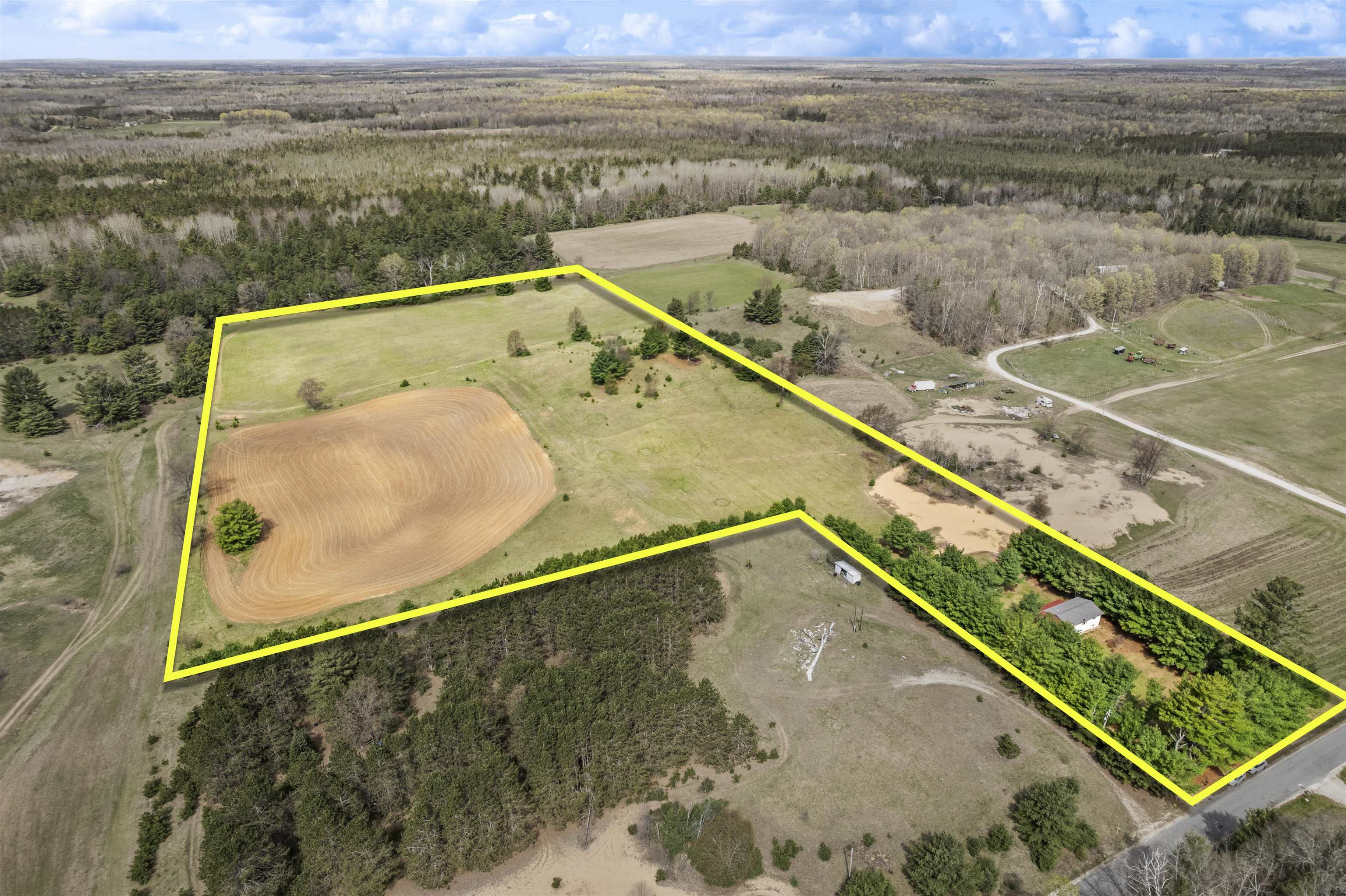 N10493 Caylor Road Wausaukee, WI 54177 - Photo 2 of 33