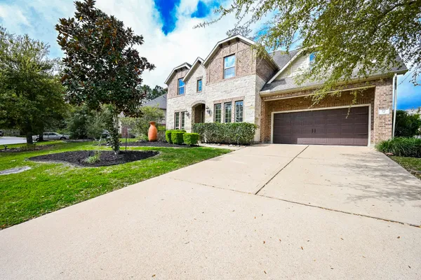 $5,950 | 19 Sandwell Place, Spring, TX 77389
