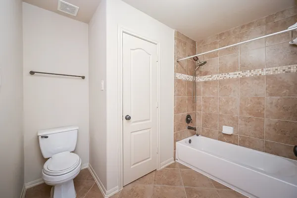 $5,950 | 19 Sandwell Place, Spring, TX 77389