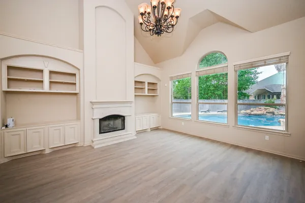 $5,950 | 19 Sandwell Place, Spring, TX 77389