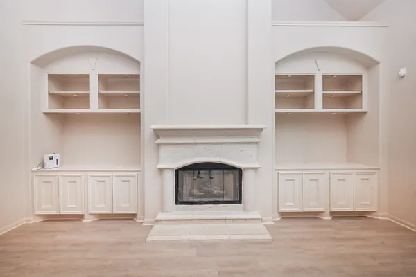 $5,950 | 19 Sandwell Place, Spring, TX 77389