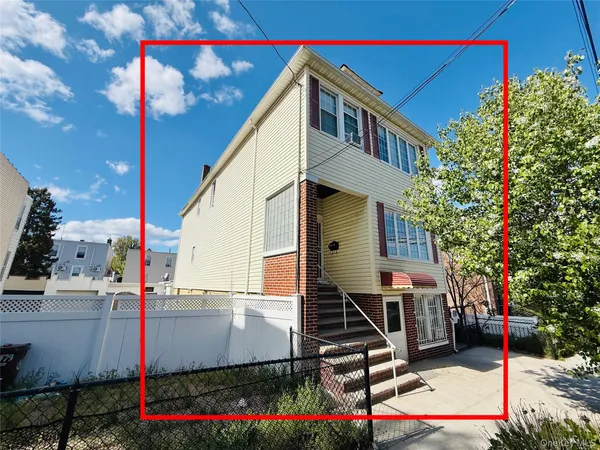 $1,100,000 | 2879 Harrington Avenue | Schuylerville