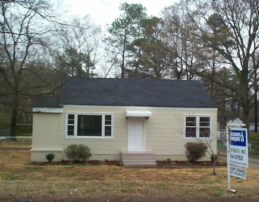 604 South Moore Road Chattanooga, TN 37412 - Photo 1 of 1 Primary Photo