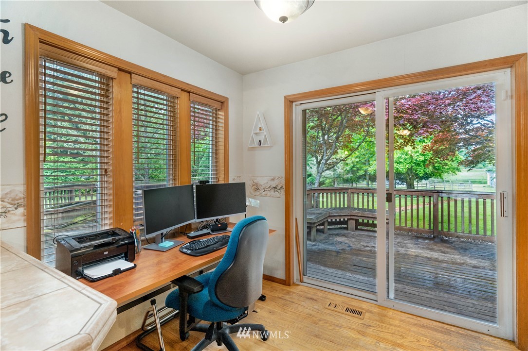 12429 Koeppen Road Southeast Rainier, WA 98576 - Photo 19 of 40 Gallery Image 19