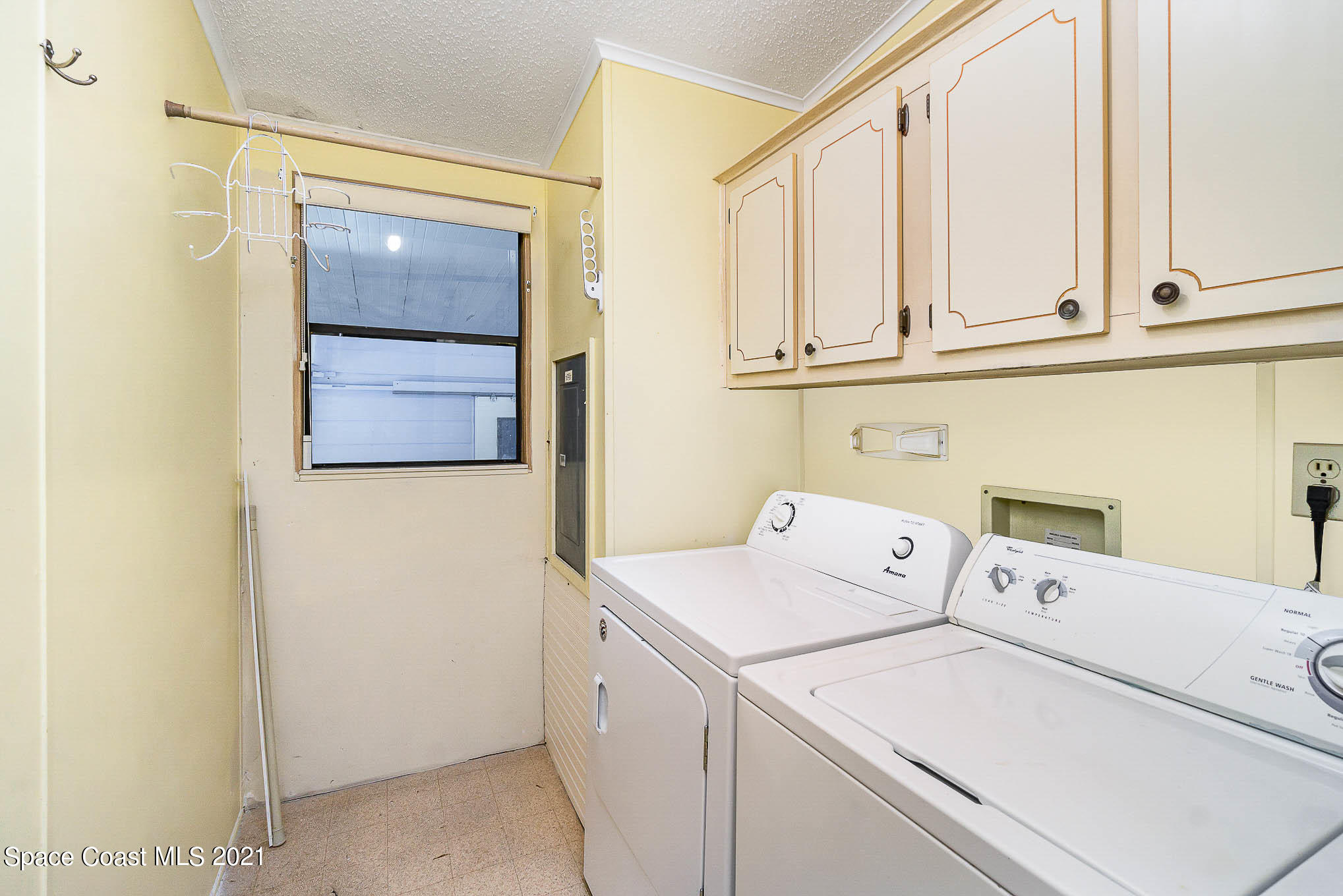 7595 Blackhawk Road Sebastian, FL 32976 - Photo 11 of 32 Jones7595BlackhawkPhotoPack_10-Edit