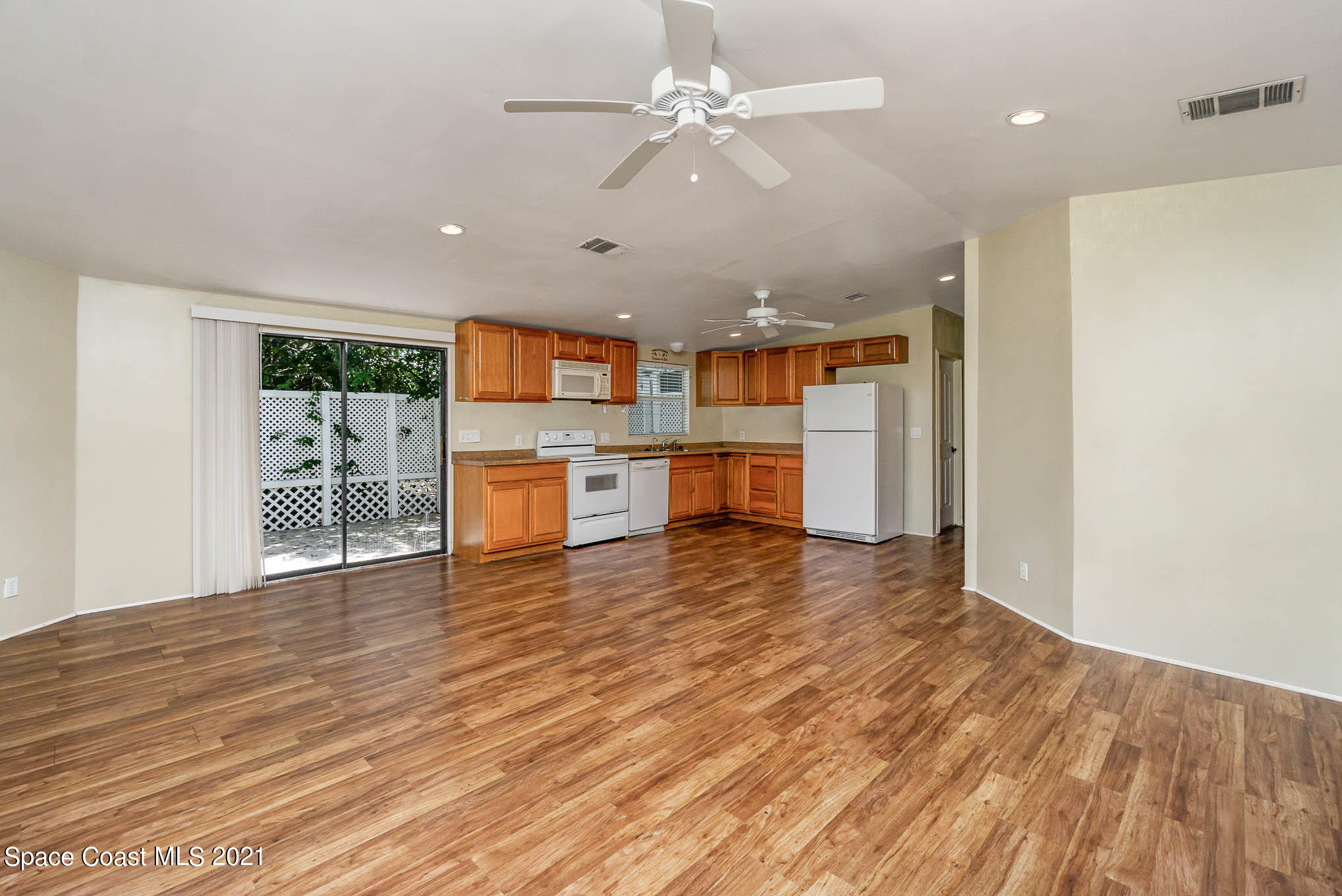 7595 Blackhawk Road Sebastian, FL 32976 - Photo 13 of 32 Jones7595BlackhawkPhotoPack_14-Edit