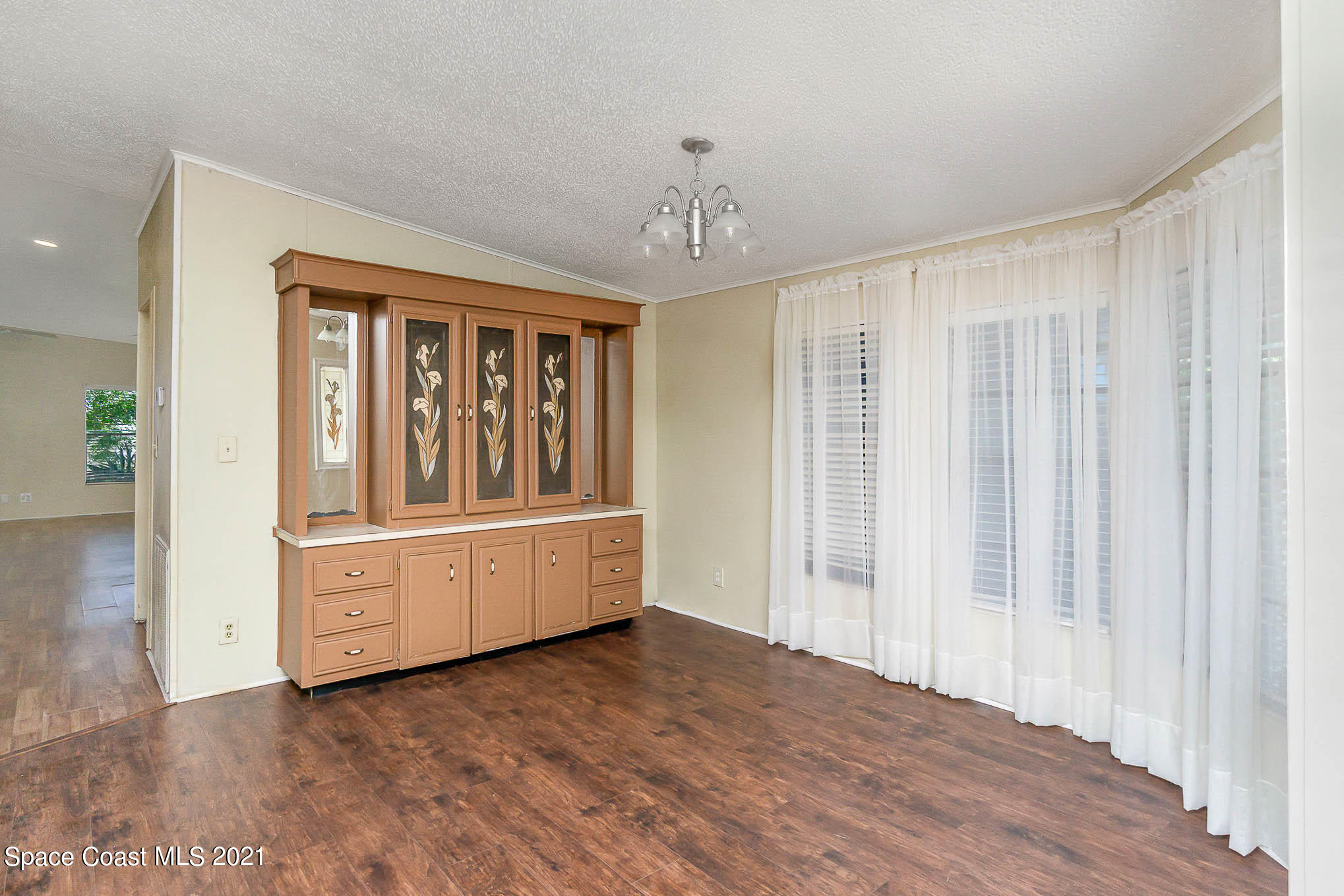 7595 Blackhawk Road Sebastian, FL 32976 - Photo 7 of 32 Jones7595BlackhawkPhotoPack_2-Edit