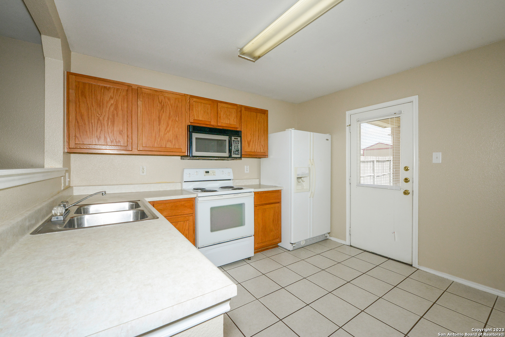 4023 Privet Place San Antonio, TX 78259 - Photo 11 of 30 Gallery Image 11
