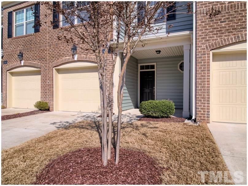 8346 Niayah Way Raleigh, NC 27612 - Photo 2 of 19 Gallery Image 2