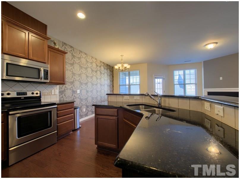 8346 Niayah Way Raleigh, NC 27612 - Photo 5 of 19 Gallery Image 5