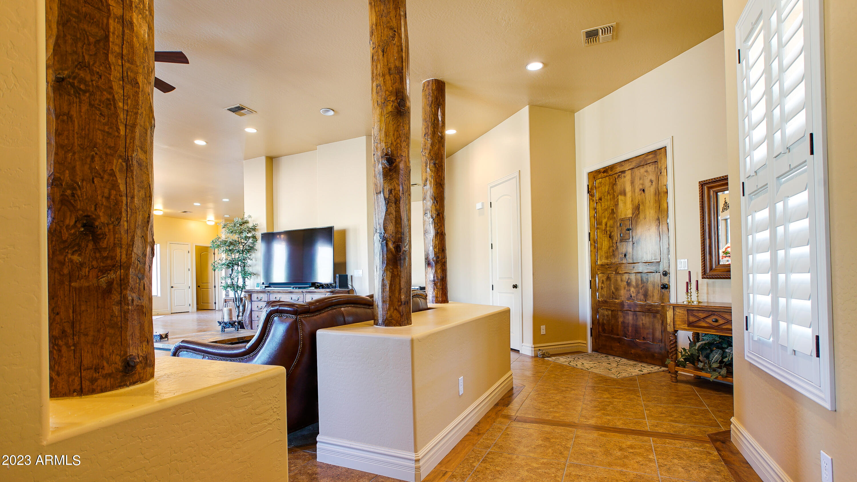 3926 South Falling Star Road Gold Canyon, AZ 85118 - Photo 12 of 45 Foyer