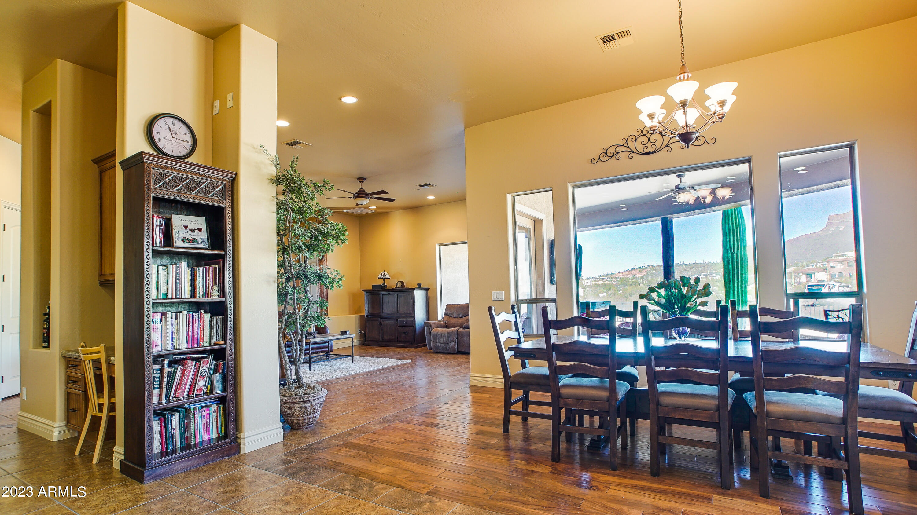 3926 South Falling Star Road Gold Canyon, AZ 85118 - Photo 14 of 45 Dining with Great Views