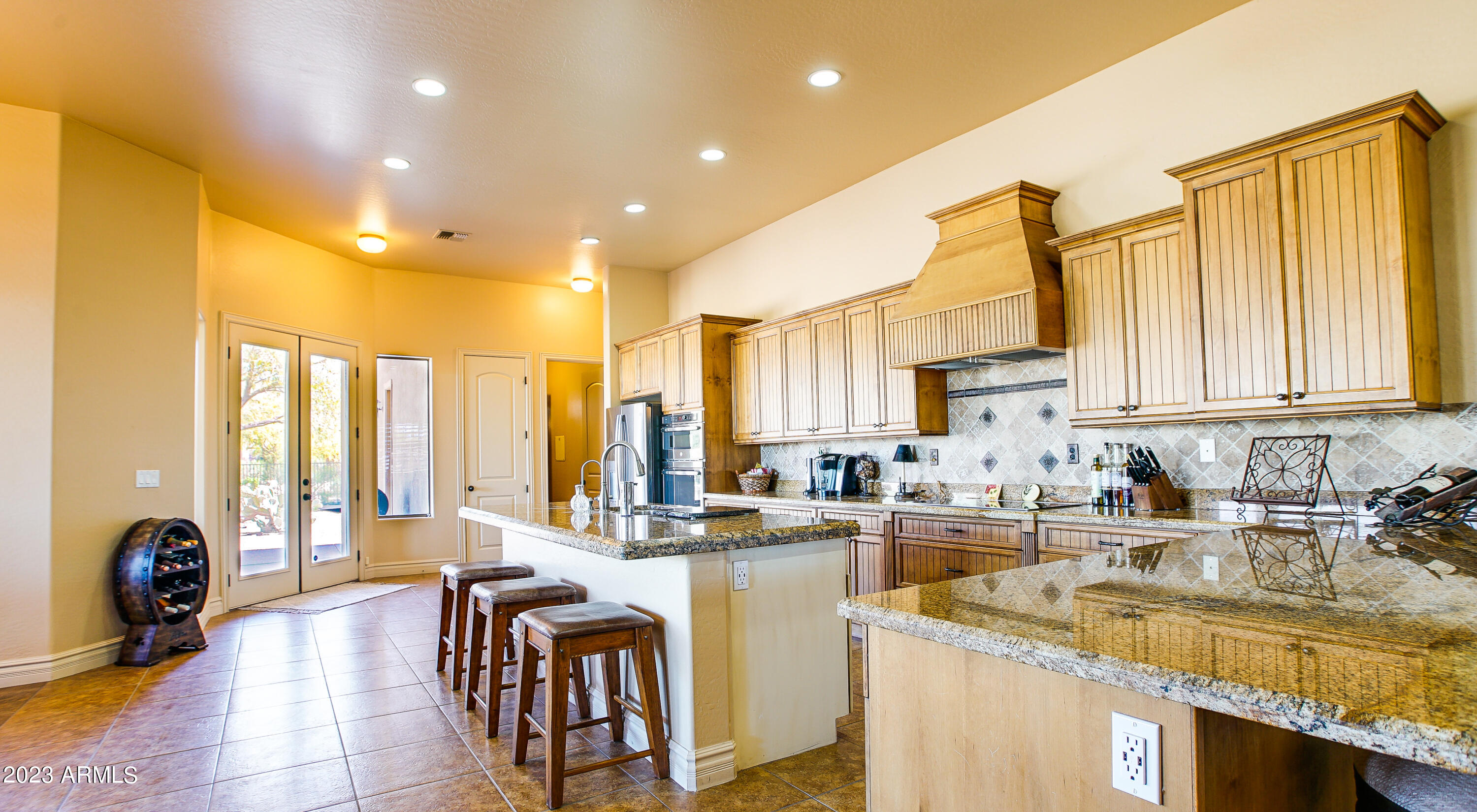 3926 South Falling Star Road Gold Canyon, AZ 85118 - Photo 15 of 45 Large Open Kitchen