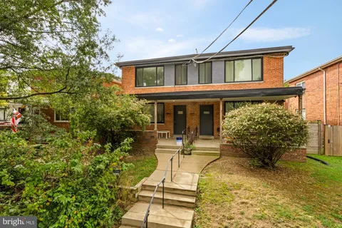 $749,000 | 215 Hawaii Avenue Northeast, Washington, DC 20011