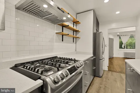 $749,000 | 215 Hawaii Avenue Northeast, Washington, DC 20011