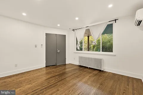 $749,000 | 215 Hawaii Avenue Northeast, Washington, DC 20011