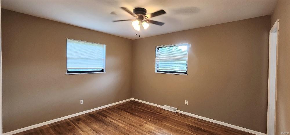 3815 Brown Road St. Louis, MO 63134 - Photo 10 of 36 Gallery Image 10
